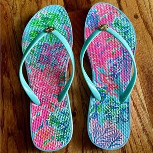 Lilly Pulitzer Splashdance Blue & Pink Tropical Print Flip Flop Sandals